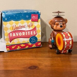 Russ Wind-Up Drumming Bear - Brown and Orange
